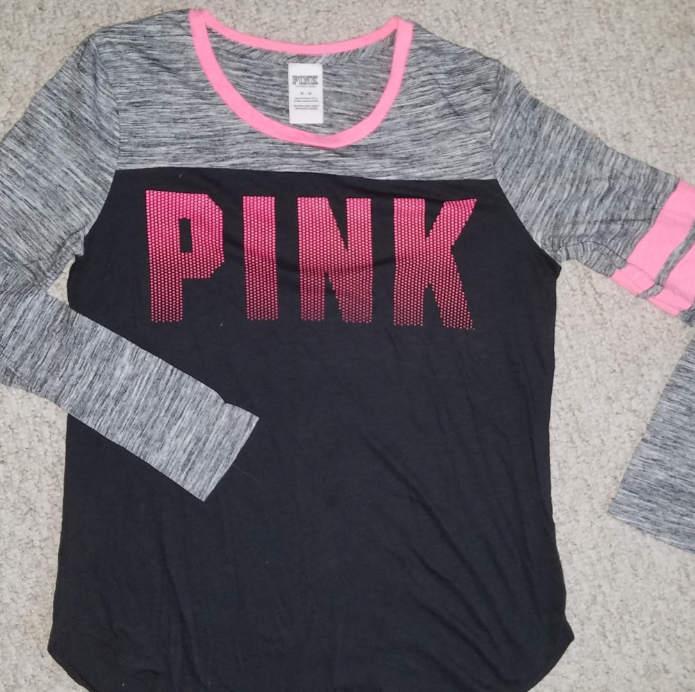 VS Pink longsleeve Tshirt